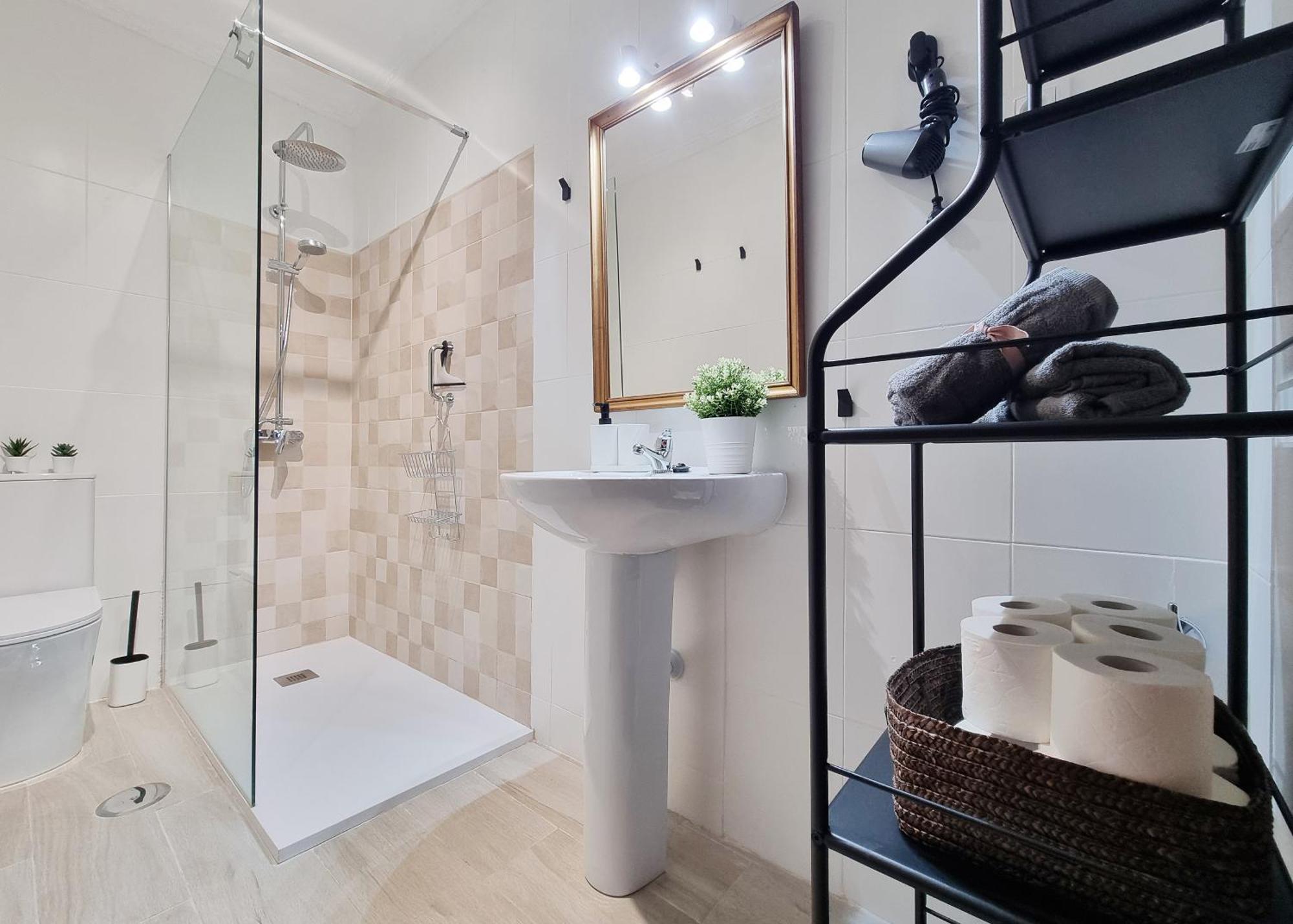 Tinoko Apartament In La Carihuela Beach Торремолинос Экстерьер фото