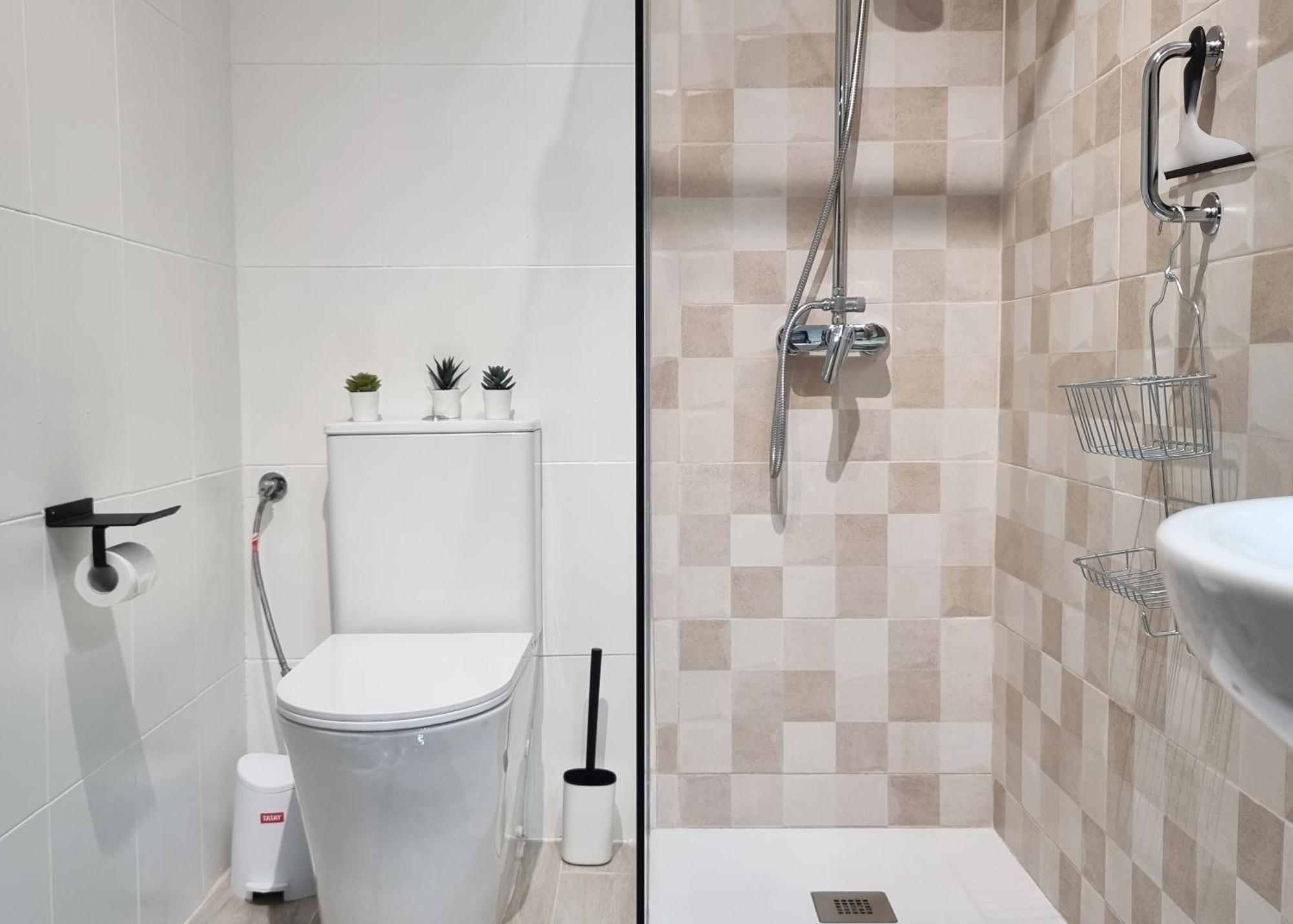 Tinoko Apartament In La Carihuela Beach Торремолинос Экстерьер фото
