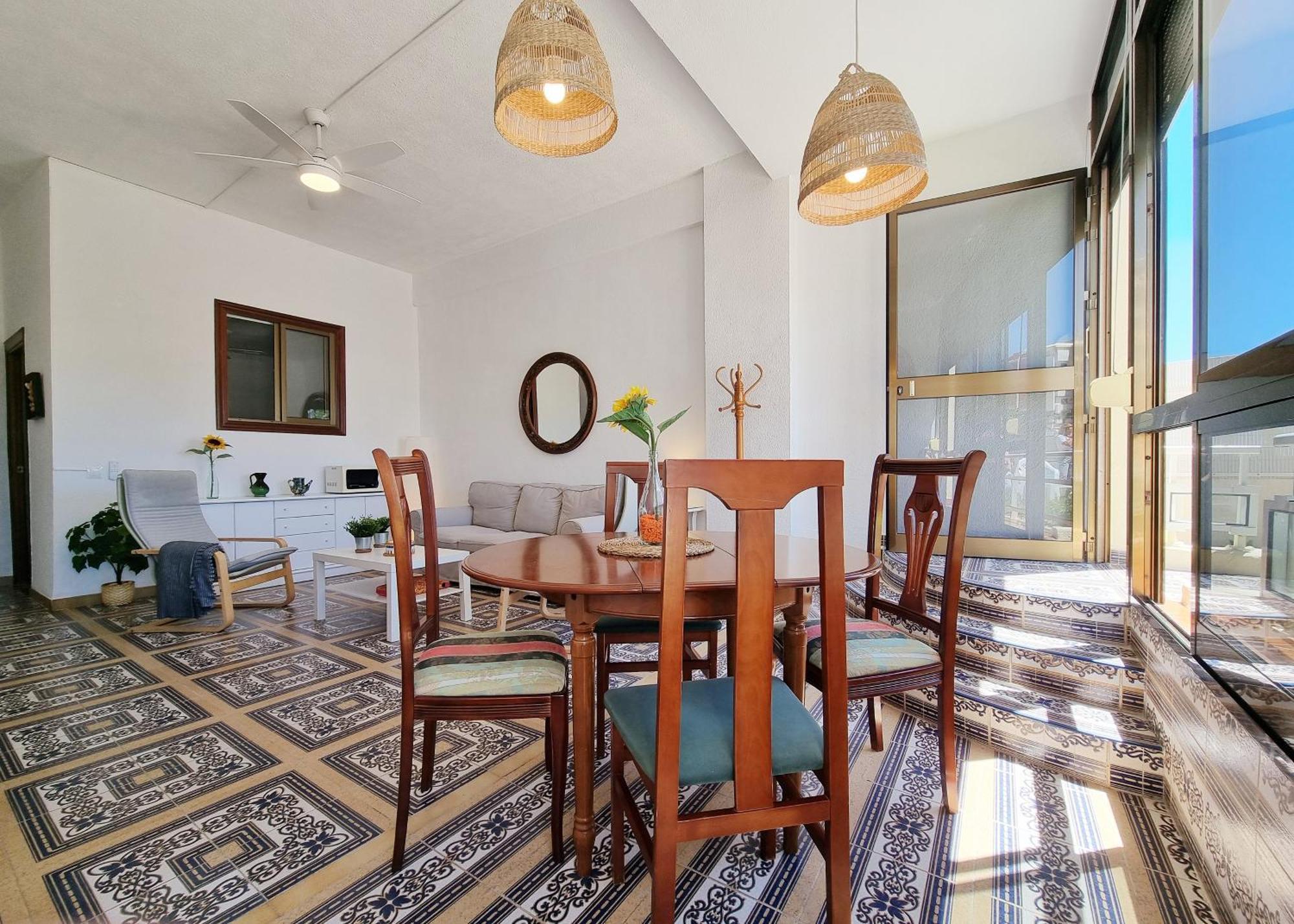 Tinoko Apartament In La Carihuela Beach Торремолинос Экстерьер фото
