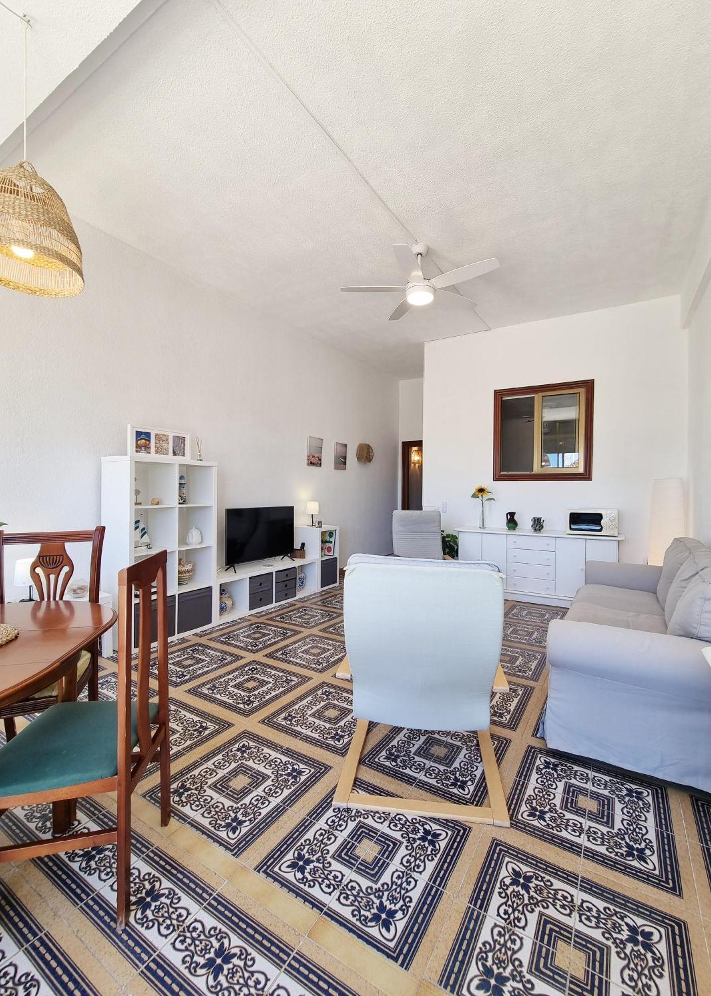 Tinoko Apartament In La Carihuela Beach Торремолинос Экстерьер фото